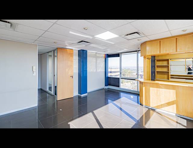 617M² OFFICE TO LET IN FERNDALE
